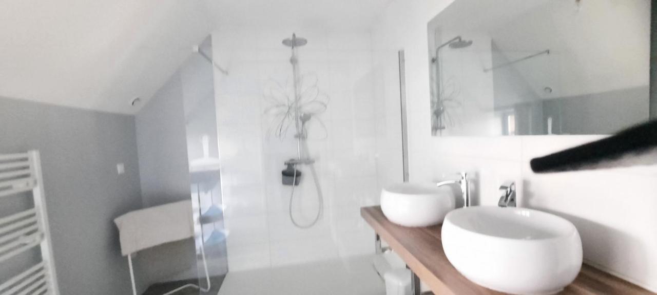 Maison De Caractere Bretonne « L'Entre Deux » Le Vivier-sur-Mer Extérieur photo
